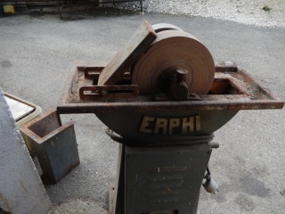 Vends touret à meuler ERPHI en 380 676595DSCN0605