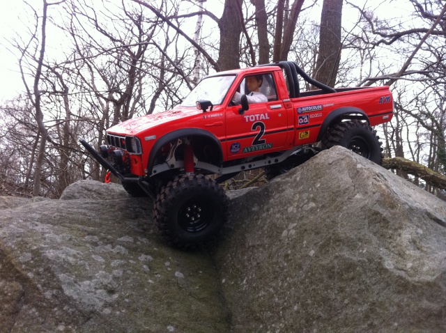 dans mon garage a part les zz j ai ca aussi!!!!!!! 676679hilux