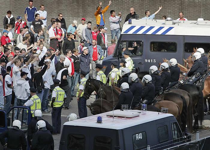 Saison 11/12 - Février - Page 3 677545ajaxmanu20123