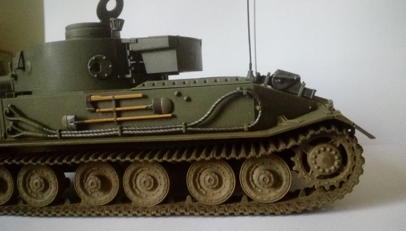 Sd.Kfz.181 Panzerkampfwagen VI (P) Dragon 1/35ième - Page 3 678955IMAG3070