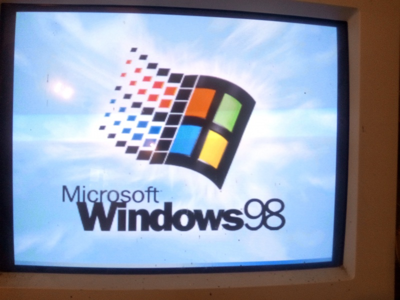 Windows 98 et après, ou comment ressusciter un vieux PC 679206w98