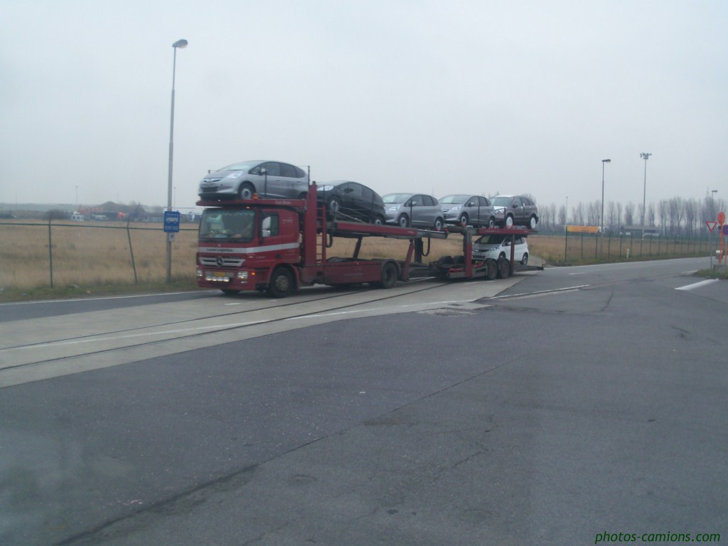 Lucas Logistics (Raamsdonksveer) 685082photoscamions21Janvier201238Copier