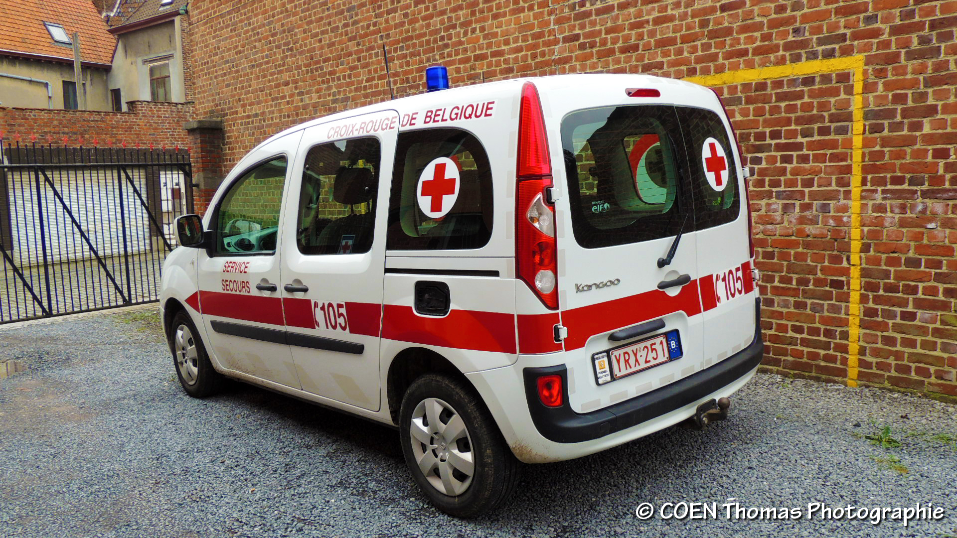 Croix Rouge : Service Secours - Page 6 688044DSCN7459BorderMaker