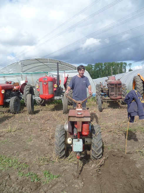 VIARMES 2015 CONCOURS DE LABOUR AUX MOTOCULTEURS - Page 4 691139conc9