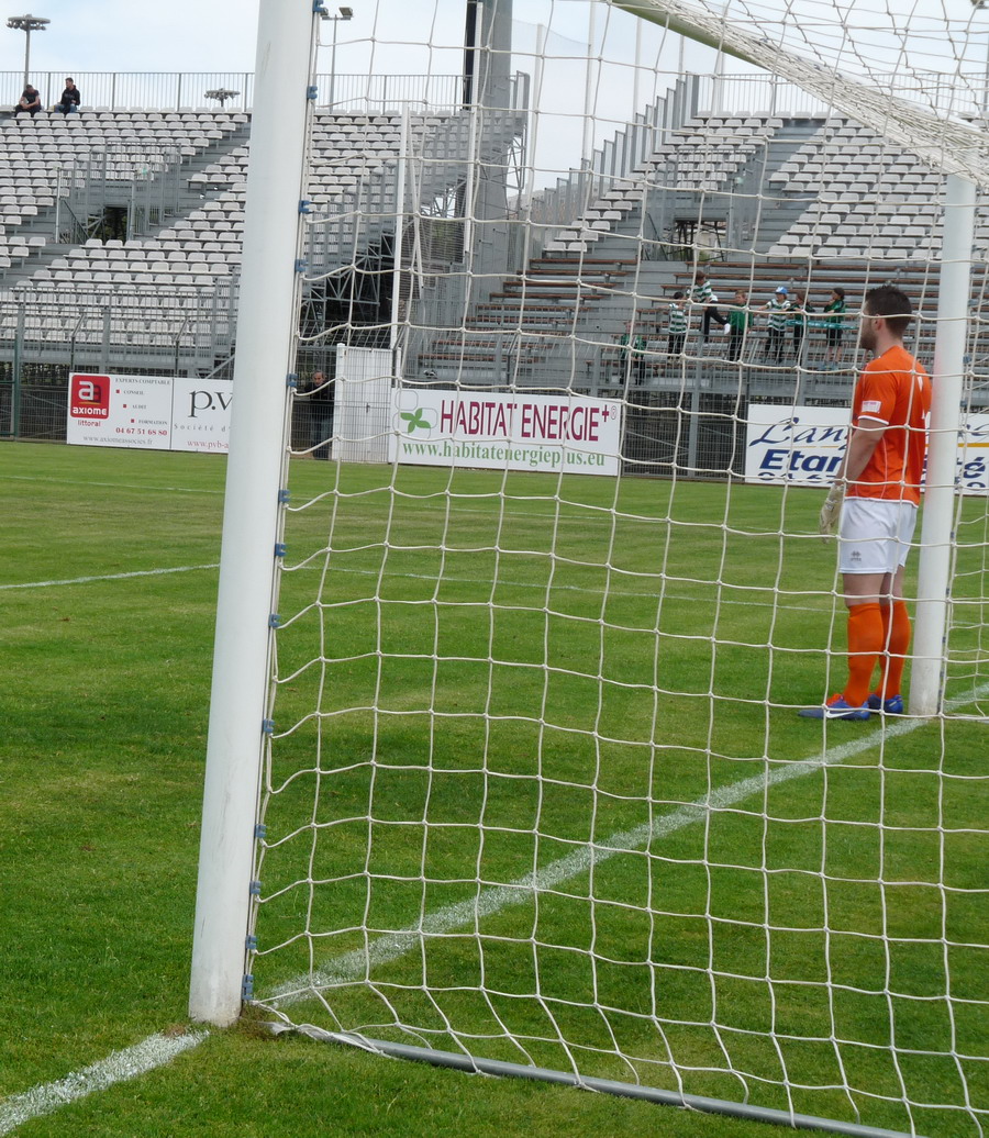 CETTE ( SETE ) ILE SINGULIERE REVIENT EN ( CHAMPIONNAT  DE)  FRANCE DE FOOTBALL AMATEUR  CFA 2 !!!!!!! - Page 2 691870Photo062