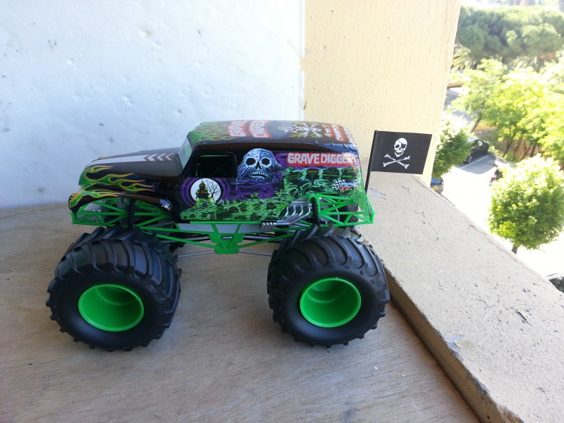 Grave Digger. 69301120160610092208