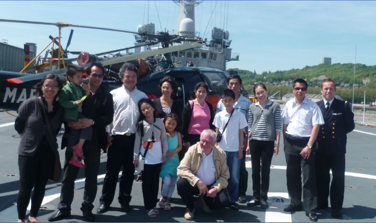 LE VOYAGE DE LA JEANNE SUR LA SEINE 693877131uneautre