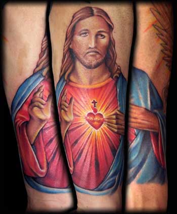 Sur les tatouages dans la foi Chrétienne est-ce autorisé?.... 701505JesusM