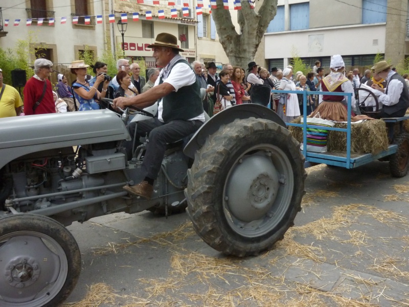 Défilé des vieux tracteurs 701847SENAS5Oct2014257