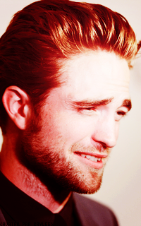 Robert Pattinson   70543075R4