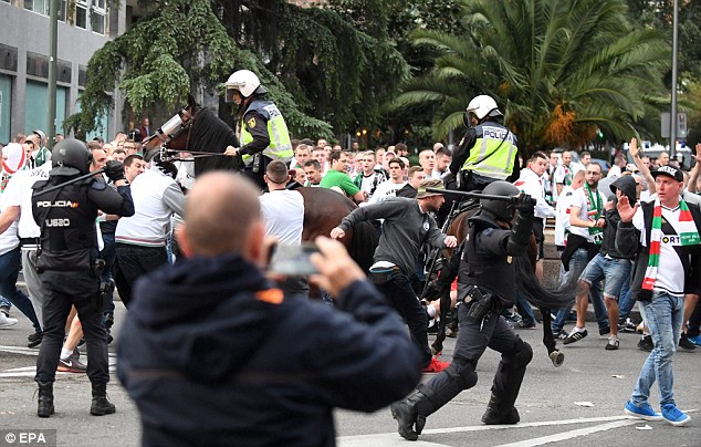 Saison16/17 - Octobre - Page 3 710533legia