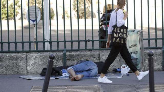 Un an après, la salle de shoot de Paris divise encore 712321601