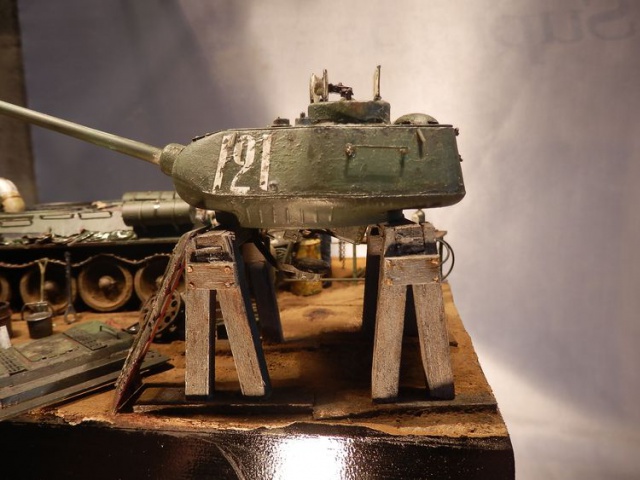 T34/85  model 44 afv club (full intérior kit) 1/35 - Page 8 714011P6200009