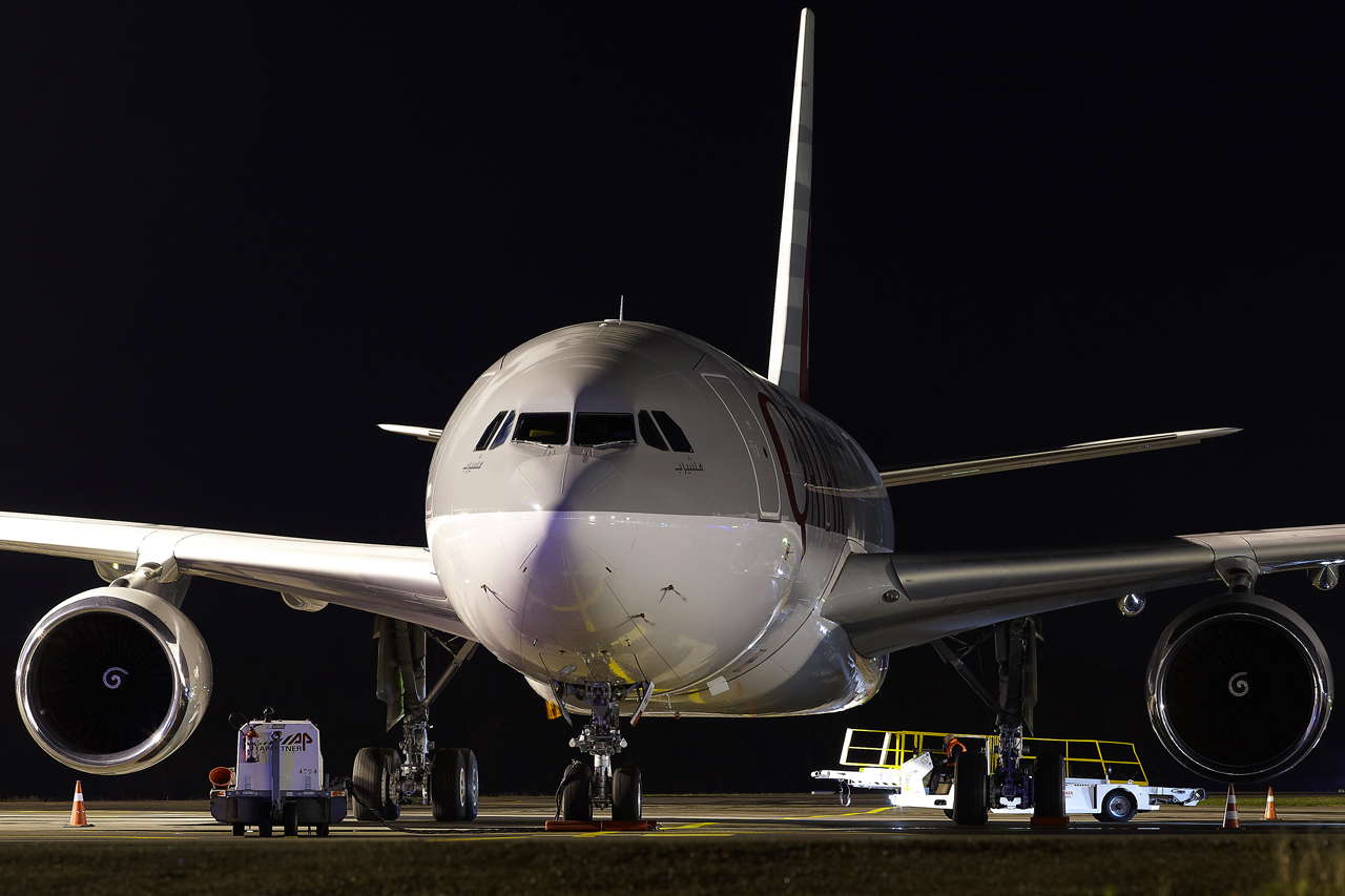 [02/02/2014] Airbus A330-200 (A7-HJJ) Qatar Amiri Flight 715204GRX0654