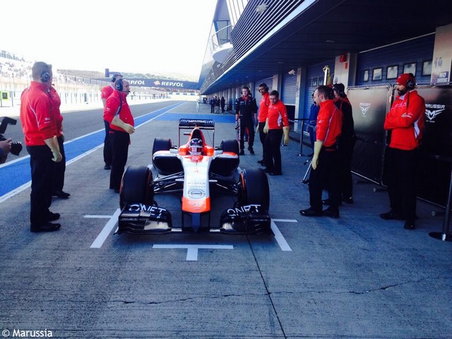 F1 2014 : Marussia a présenté sa MR03 7164702014MarussiaMR037