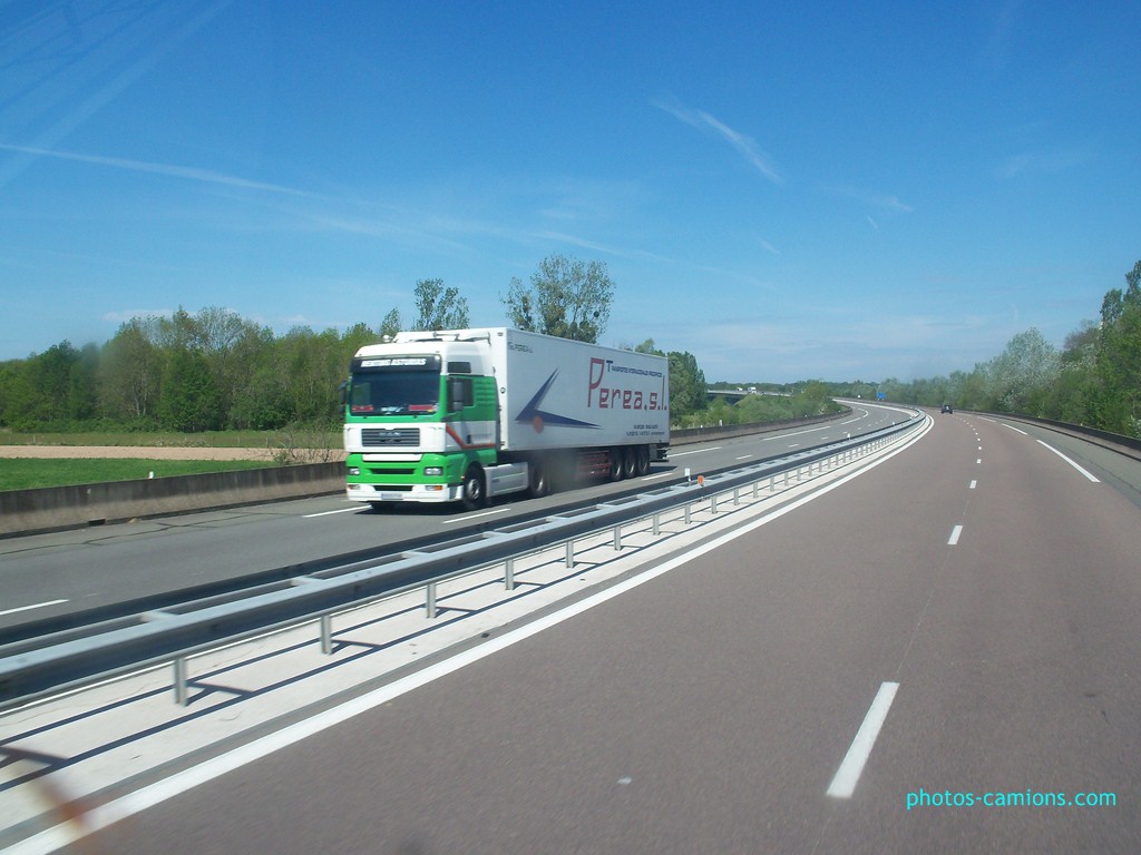 Transportes Perea s.l.  (San Bartolomé-Orihuela - Alicante) 718799photoscamions4Mai201249Copier