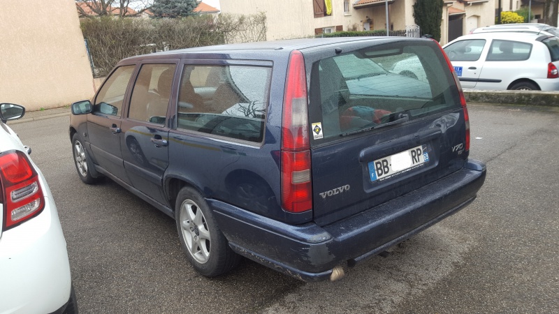 Volvo v70 de blue man  72172020160214123041