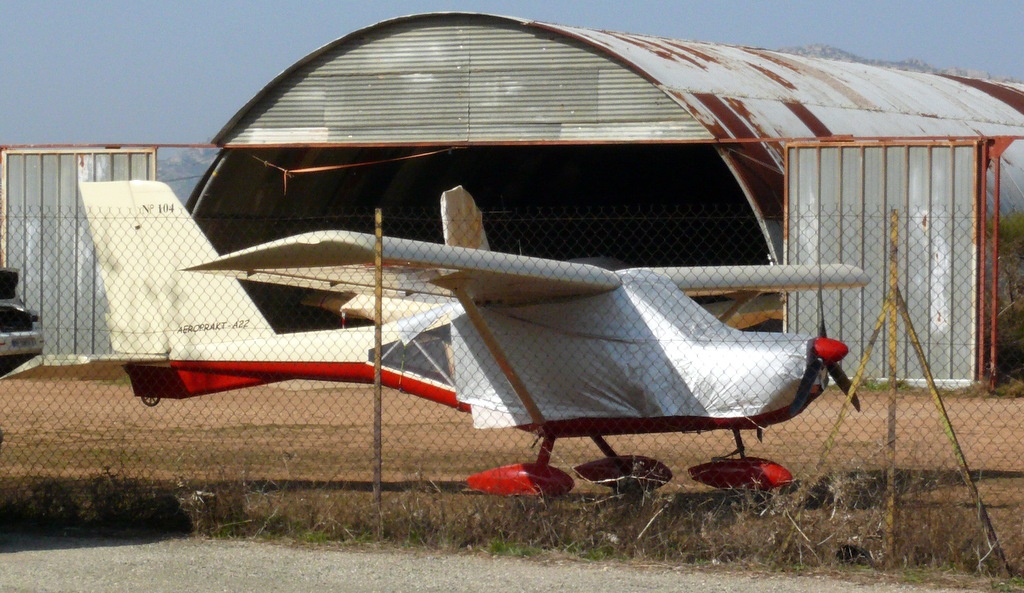 Aérodrome de Salon Eyguières - LFNE - Page 2 727676P1240855