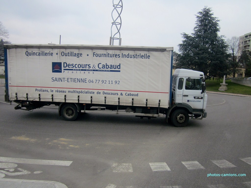 Descours & Cabaud (Saint Etienne, 42) 729880photoscamions18II2013148Copier