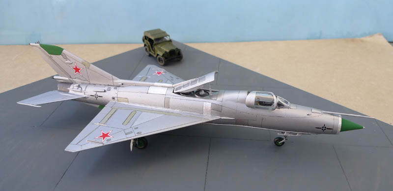 [Russie 2013-14] - Amodel - Mig 21 E7PD. - Page 2 732182E7PD40