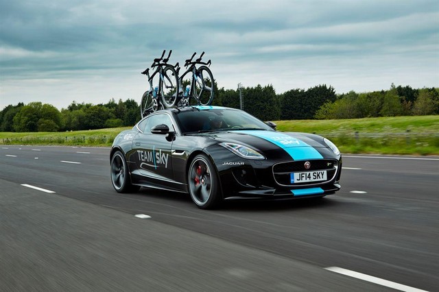 Jaguar renforce son soutien à l'équipe Sky en lui fournissant une F-TYPE Coupé spécifique 732480JagFTYPETeamSky7