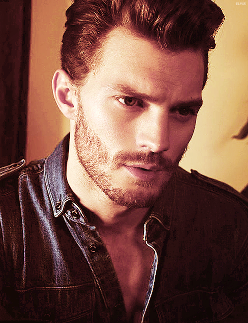 (M) ☇ JAMIE DORNAN - réservé 734840134866davidsigna2