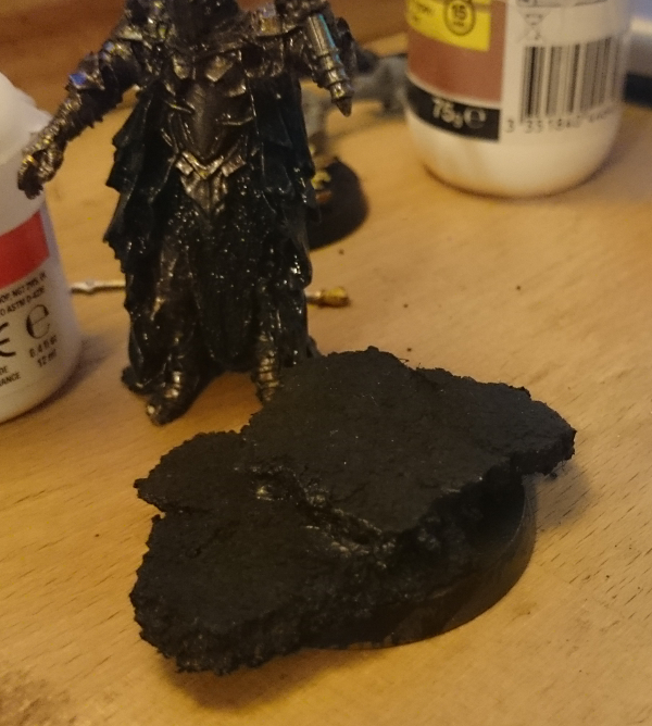 Vos avis - WIP socles Sauron / Eomer monté / Imrahil monté 735334DSC0114