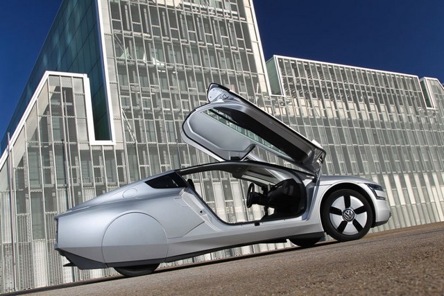 Salon de Genève 2013 : Volkswagen XL1 (0,9l/100km) 744822volkswagenxl117