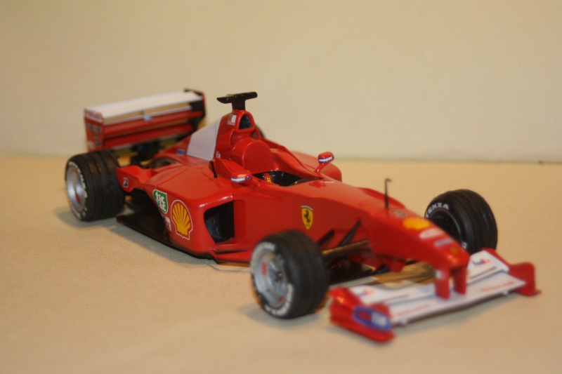 Ferrari F1 2000 Revell 1/24 - Page 5 746401IMG0204