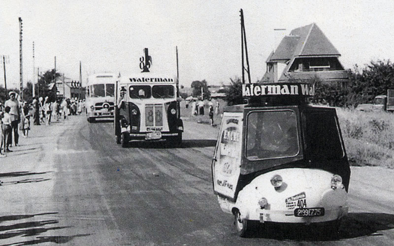 TOUR DE FRANCE - Collection "La fabuleuse histoire des véhicules publicitaires" par HACHETTE Collections + AUTO PLUS - 2015  - Page 2 751434FordCargoHYmicrocarValleforum