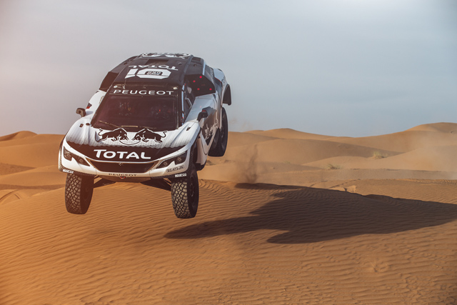  LA PEUGEOT 3008 DKR, PLACE À L’ACTION! 76405457ebddc5e9e98