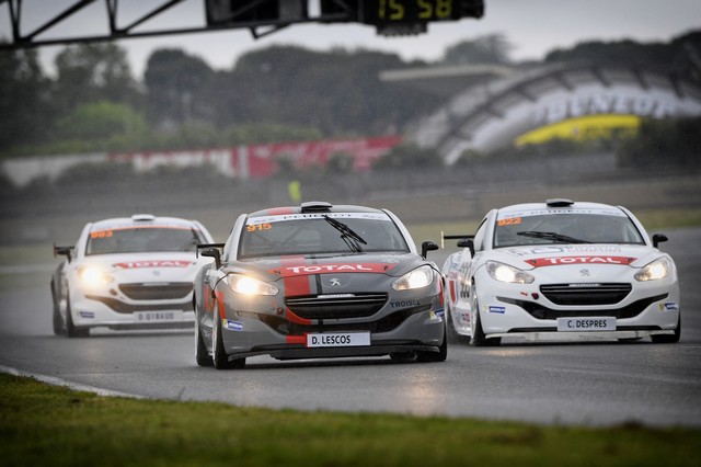  Les Peugeot 208 En Force ! 7663955934a1c65c43c