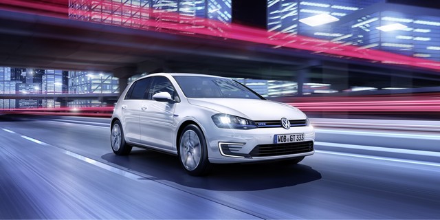 Volkswagen présente la GOLF plug-in hybride GTE  773172VolkswagenGolfGTE5