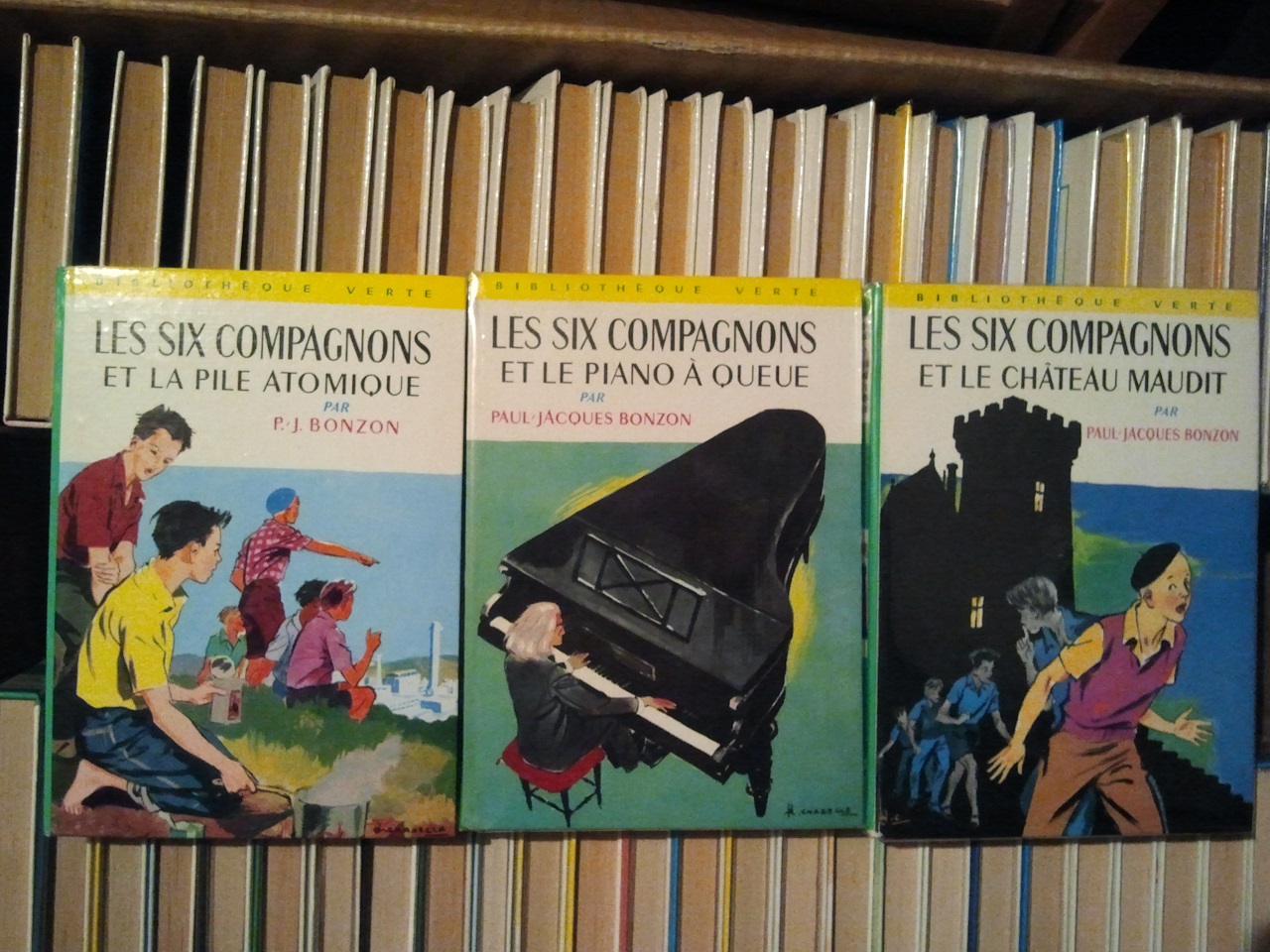 NOS BIBLIOTHEQUES - Page 15 779667LesSixCompagnons7