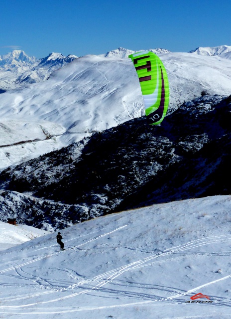 Snowkite AEROS ALTI 2015 780211aerosalti3xdeferweb