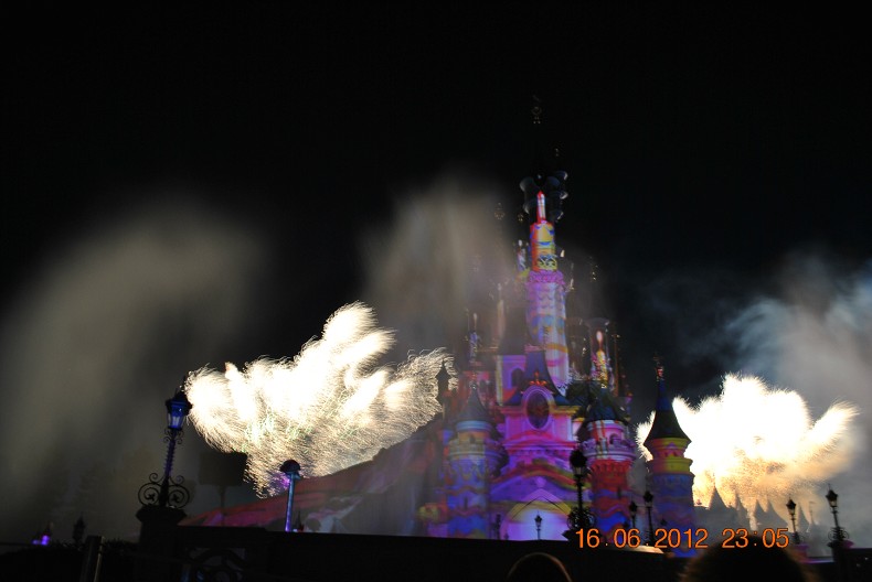 Disney Dreams ! spectacle nocturne - Page 22 788751DSC0948border