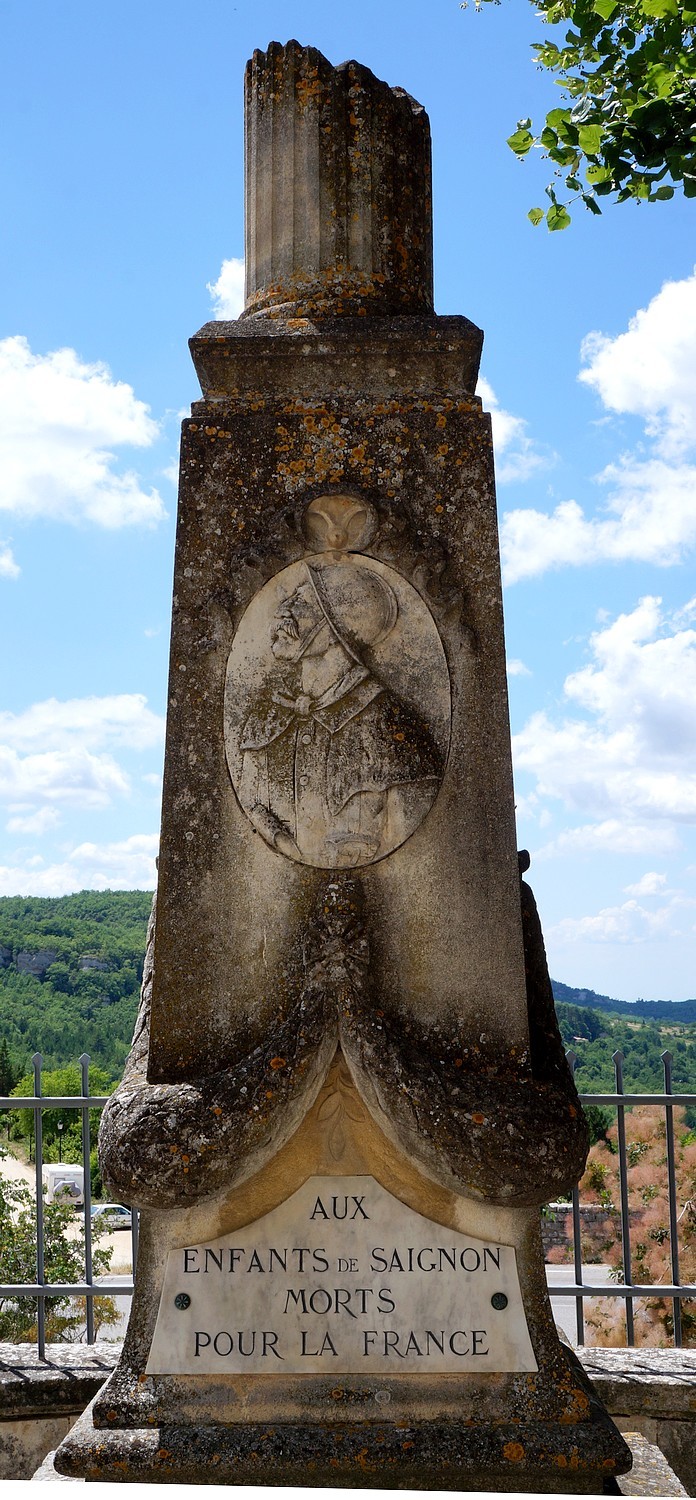 [Histoires et Histoire] Monuments aux morts originaux Français Tome 1 - Page 19 791676monumentsaignon