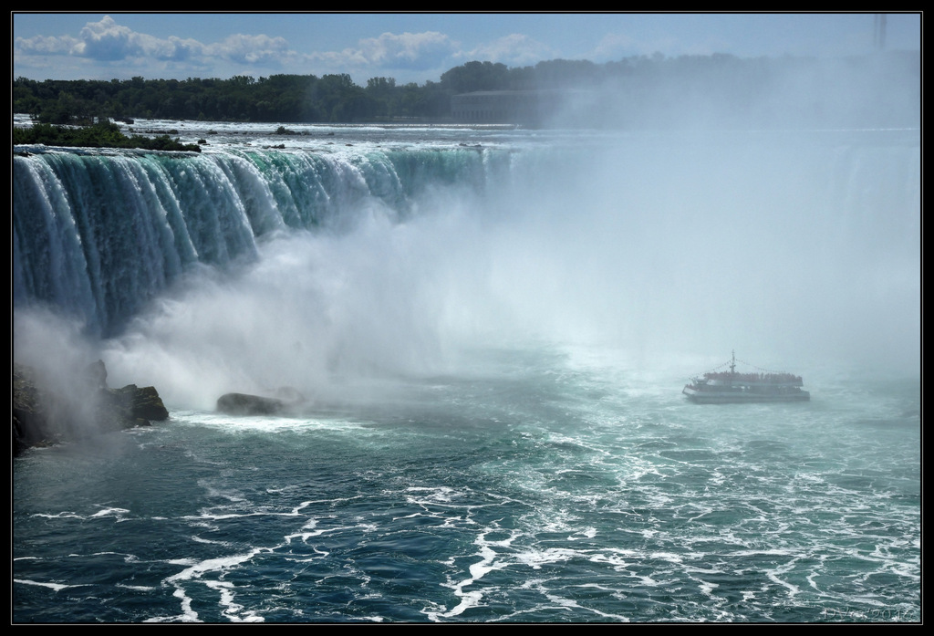 Les chutes du Niagara 792209can030001aout2016