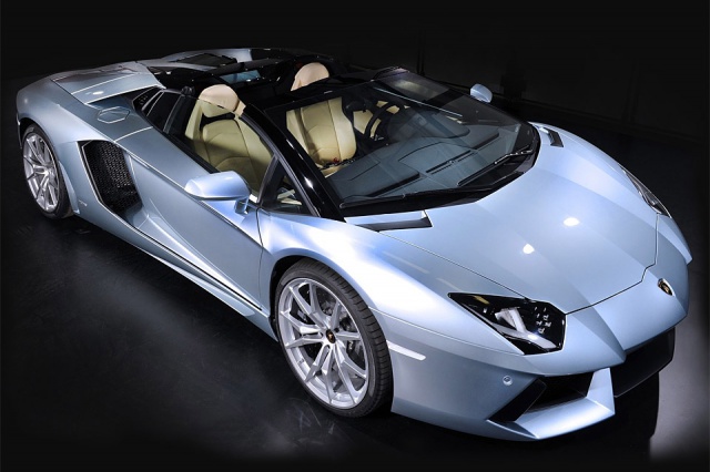 Nouvelle Lamborghini Aventador LP 700-4 Roadster  793761aventadorlp7004roadster14