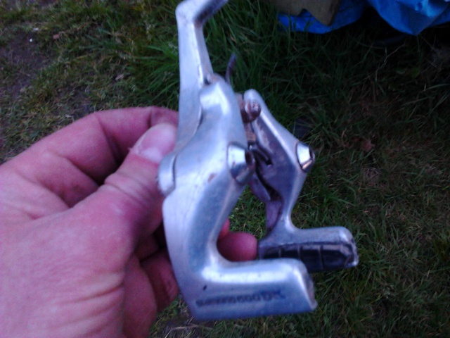 Paire d'étriers de freins Shimano 600 arabesque - Équipements vélos