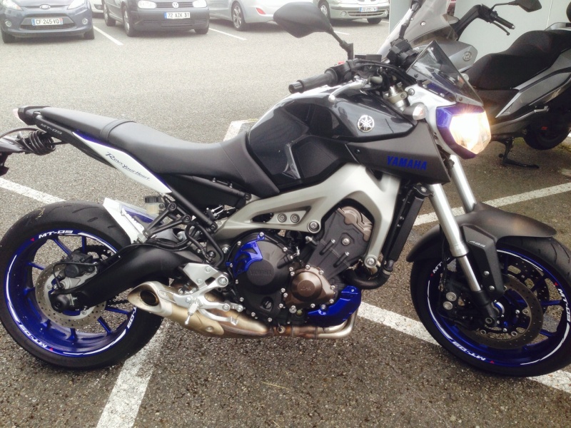 tendeur - Photos de toutes les Yamaha MT-09 du forum ! :) 795419YCepetcity