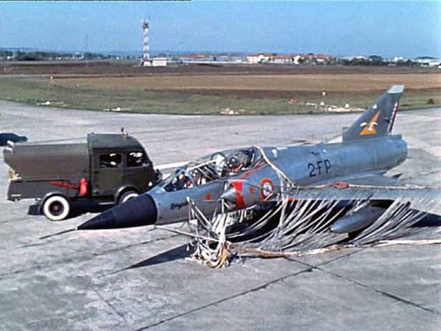 Mirage III C -EH n°78 EC01/002 BA 102"Dijon" [Eduard 1/48] 795564MirageIIIB2FPBA102