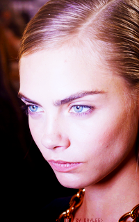 Cara Delevingne  79670023C1