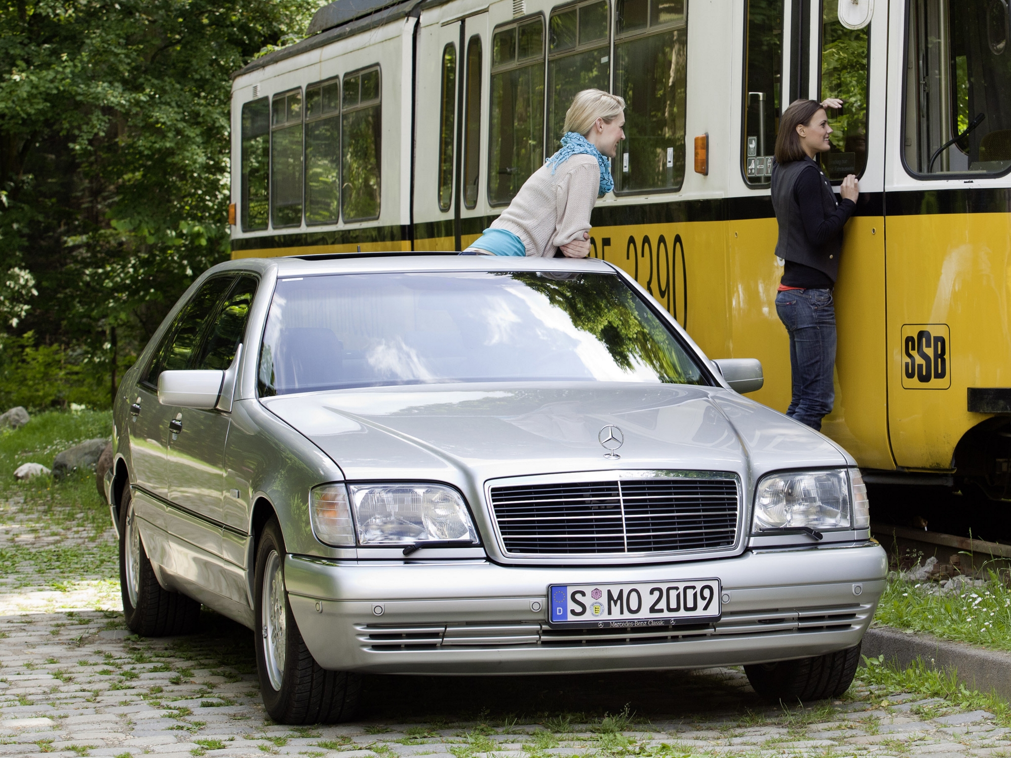 les plus belles photos de Mercedes-Benz classe S w140 et c140... juste pour rêver et pour le plaisir des yeux - Page 3 798604mbw140bellephoto0058