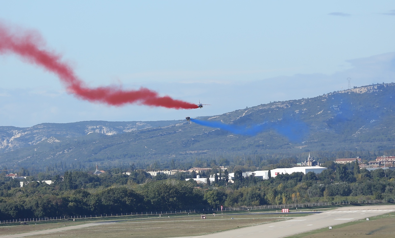 Dernière présentation de la PAF BA 701 16/10/2013 800077PAFCroisX2330Ko