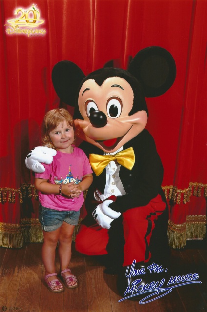Mini princesse en séjour à Disney  800737SCAN0049