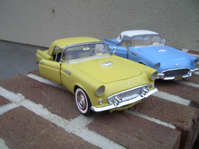 ford thunderbird 1957 au 1/16 808027IMGP8745