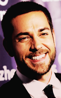 Zachary Levi  80867139Z7