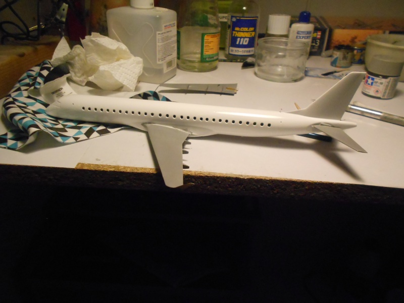 Embraer ERJ195 air dolomiti REVELL 1/144  808740embraer02102