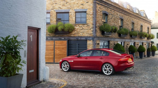 Première mondiale de la Jaguar XE à Earl's Court à Londres 818561JAGUARXE17